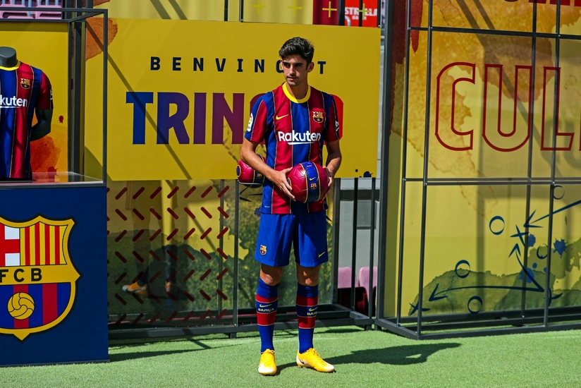 Barselona Yeni Ronaldunu təqdim etdi