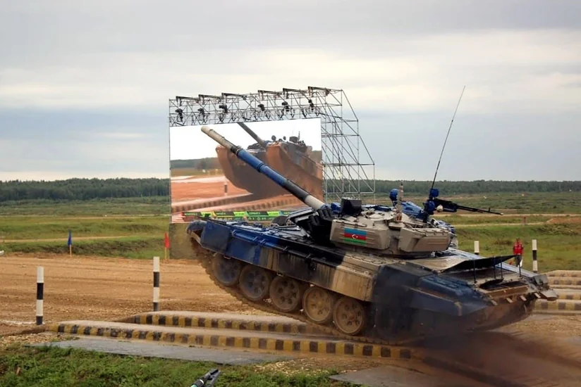 Azərbaycan tankçıları “Tank biatlonu” müsabiqəsinin yarımfinalına yüksəliblər