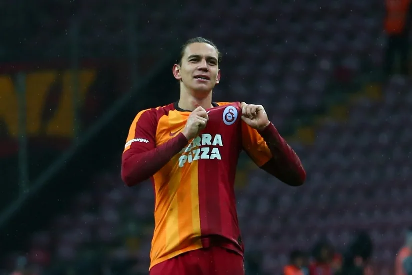 Milan Qalatasarayın futbolçusunu transfer etmək istəyir