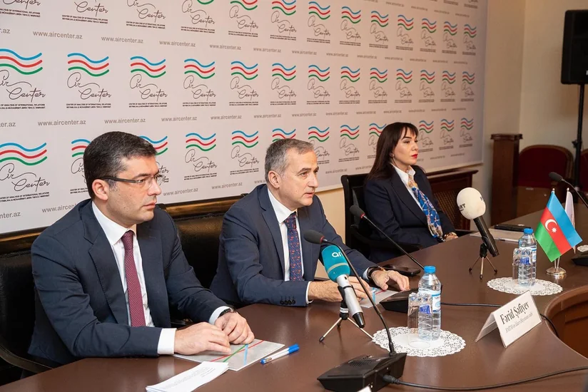 Jurnalistlər üçün “Azərbaycanın xarici siyasət gündəmi” mövzusunda təlim keçirilib