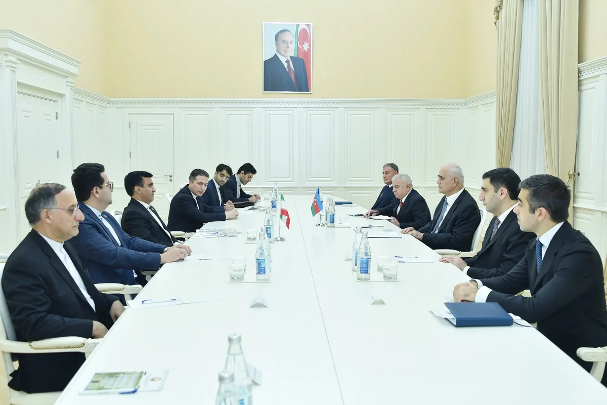 Azerbaijani, Iranian officials express concern over Armenia's pollution of Araz River
