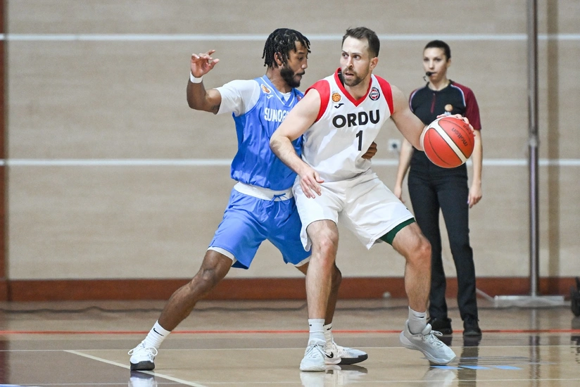 Azərbaycan Basketbol Liqasında Ordu Sumqayıta böyük hesabla qalib gəlib