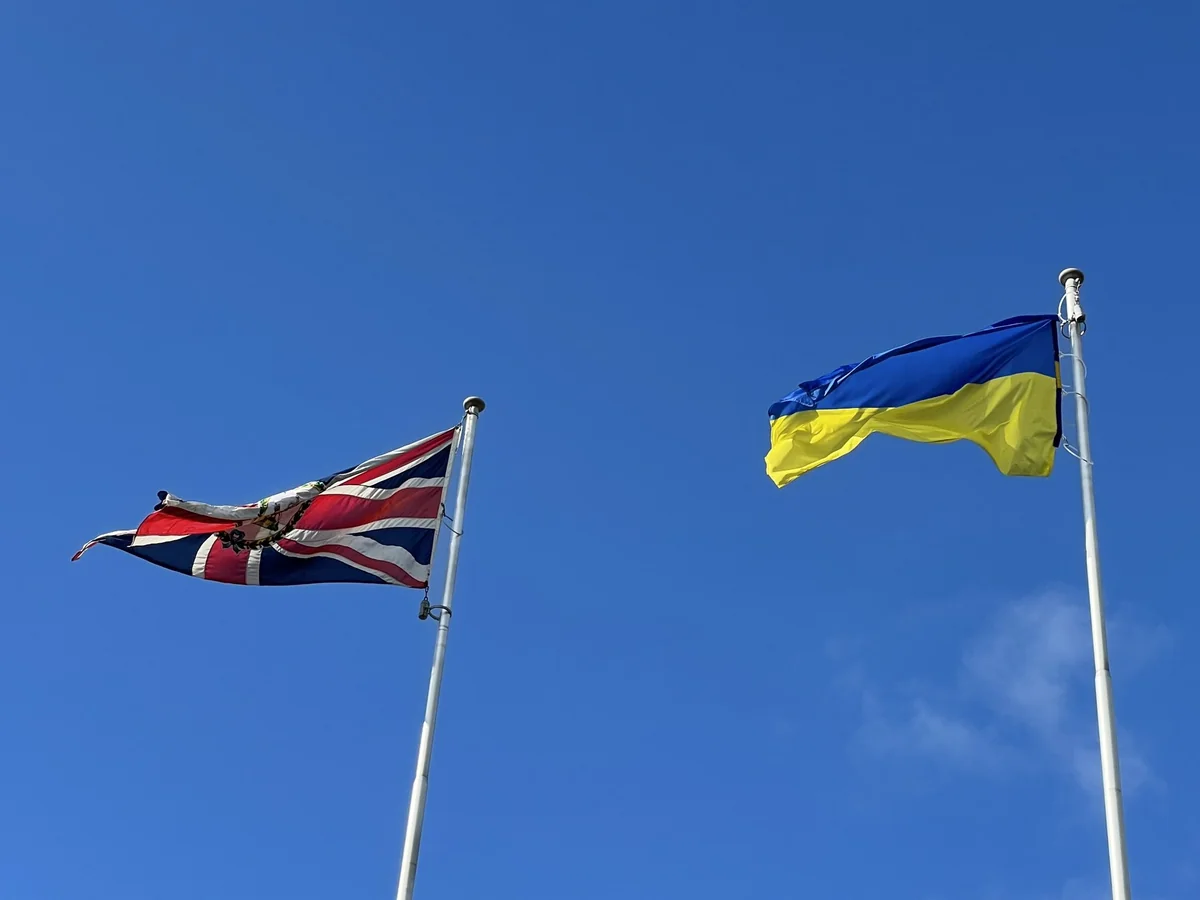 Ukrayna Britaniyadan təxminən 1 milyard dollar alıb