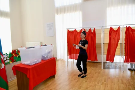 Qadınların cəza çəkdiyi müəssisədə səsvermə prosesi keçirilir