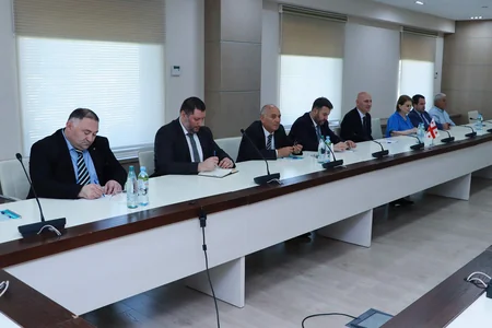 Azərbaycanla Gürcüstan din sahəsində əlaqələr və əməkdaşlığın inkişafı barədə müzakirələr aparıb
