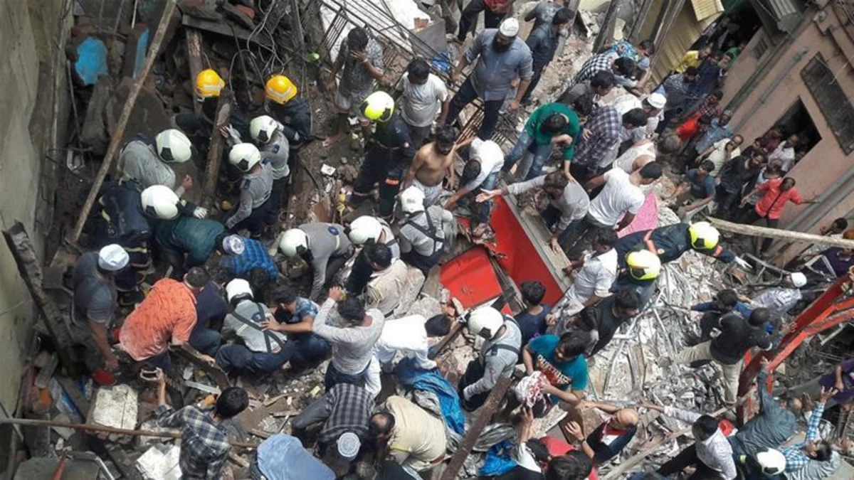 Mumbai building collapse takes 14 lives