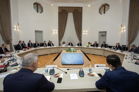 Azerbaijan, Türkiye mull export of 'green' energy