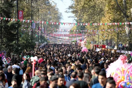Göyçayda ənənəvi “Nar Festivalı” keçirilib