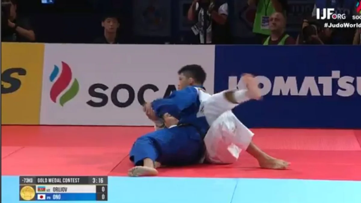 Rüstəm Orucov dünya çempionatını gümüş medalla başa vurub