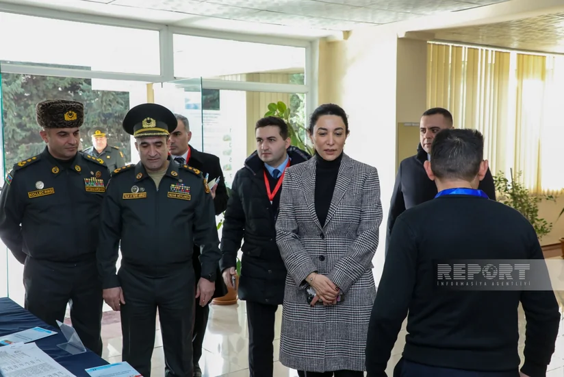 Səbinə Əliyeva seçki prosesini müşahidə edib