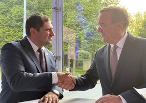 Ermənistan və Almaniyanın müdafiə nazirləri tərəfdaşlığın genişləndirilməsini müzakirə ediblər
