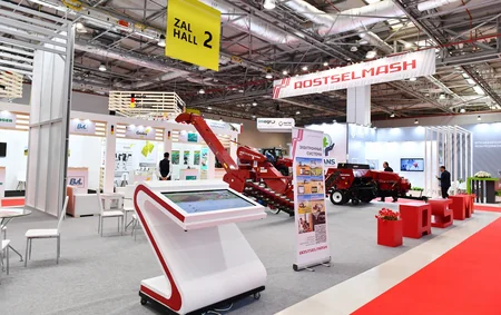 Президент и первая леди ознакомились с XVI выставкой Caspian Agro и XXVIII выставкой InterFood Azerbaijan