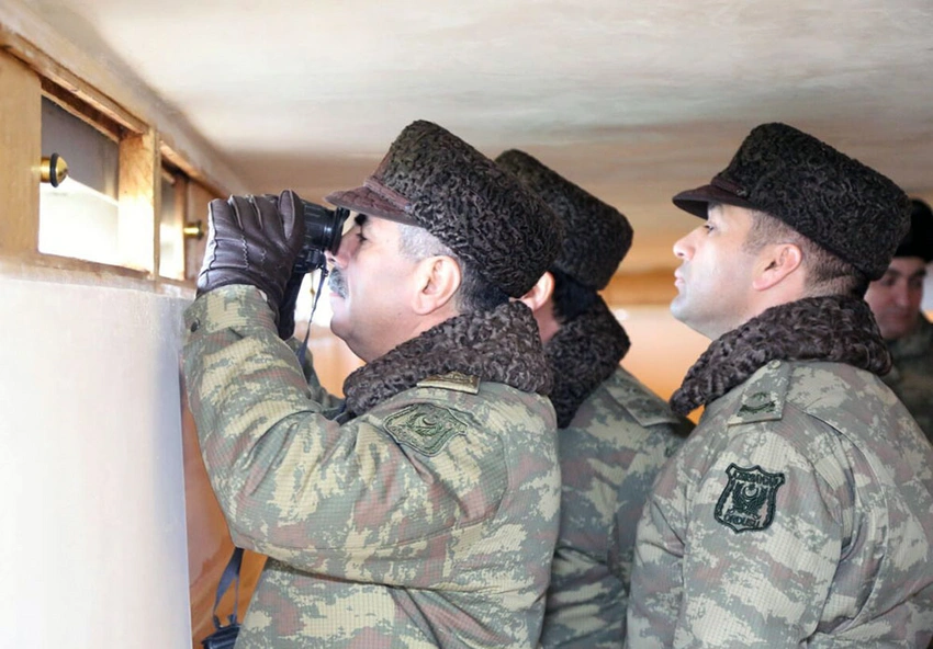 Zakir Həsənov cəbhə xəttinə gedib