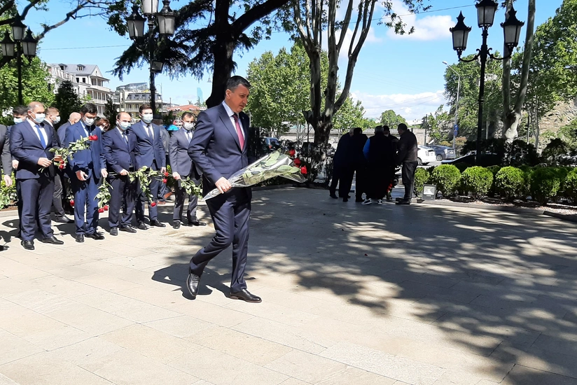 Gürcüstanda Azərbaycanın ümummilli liderinin xatirəsi yad edilir