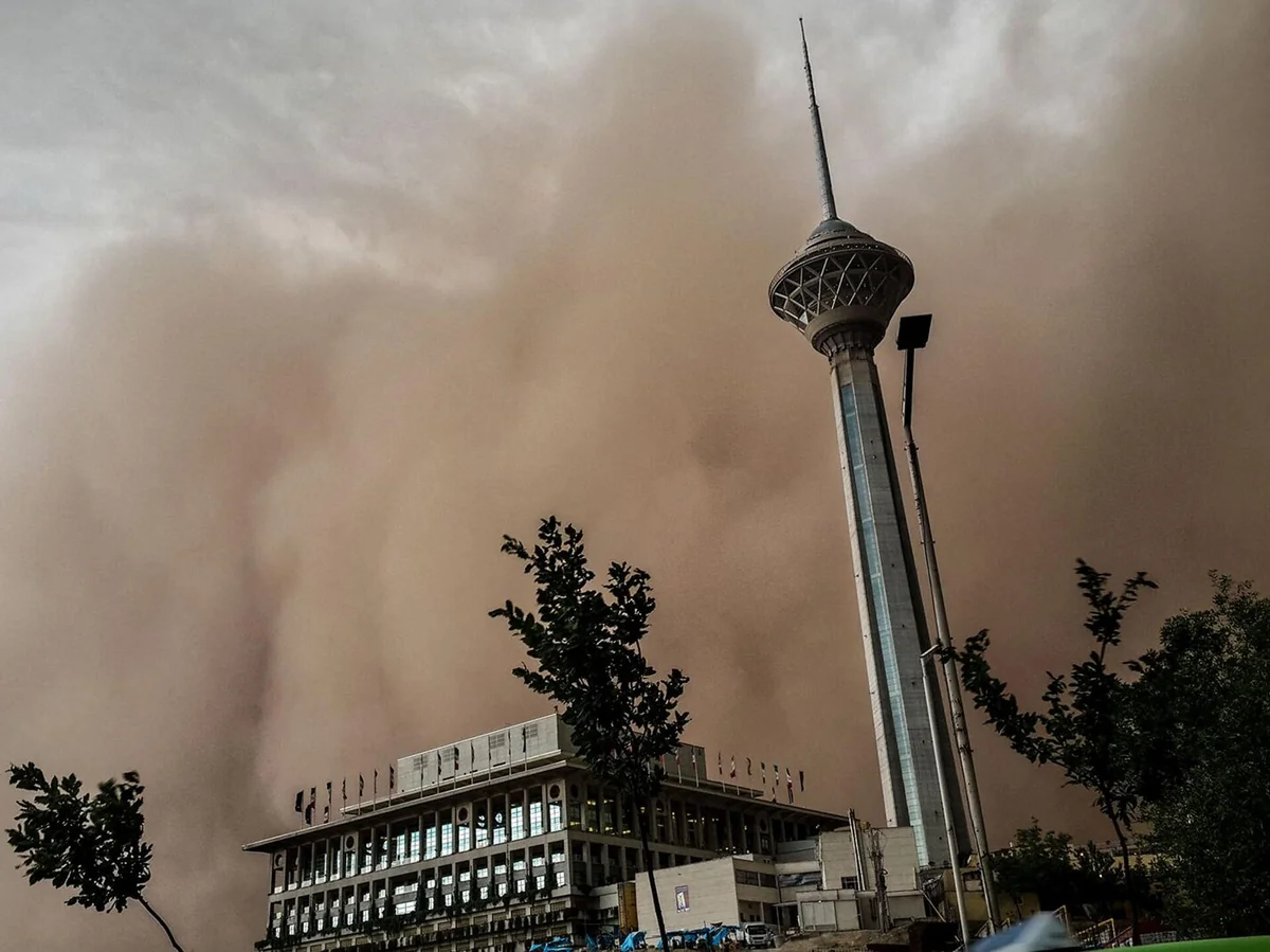 Storm kills two, injures 41 in Iran