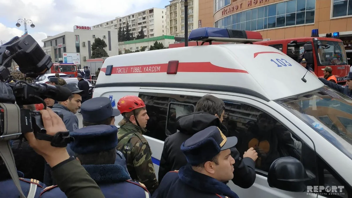 Səhiyyə Nazirliyi Bakıda ticarət mərkəzində baş verən yanğınla bağlı məlumat yayıb