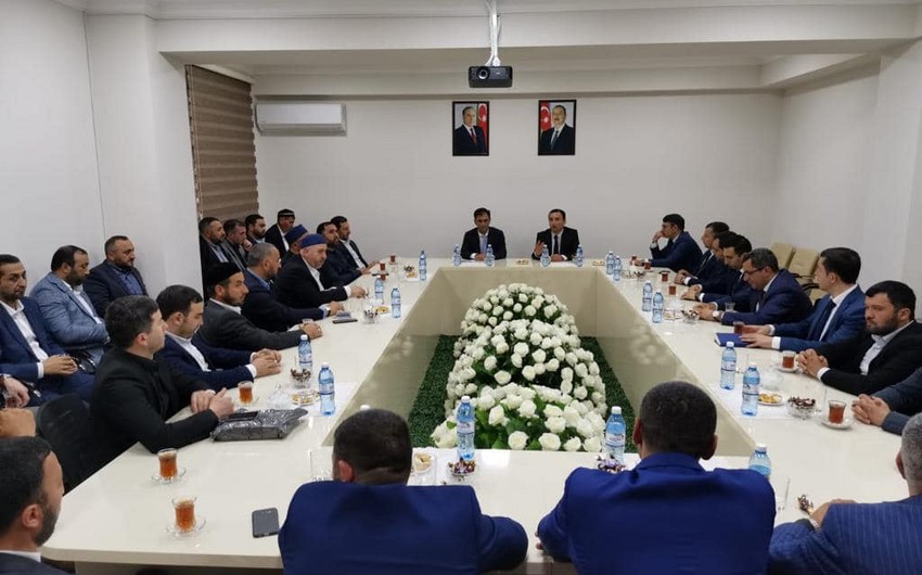 Gürcüstanlı din xadimləri İlahiyyat İnstitutunda olublar