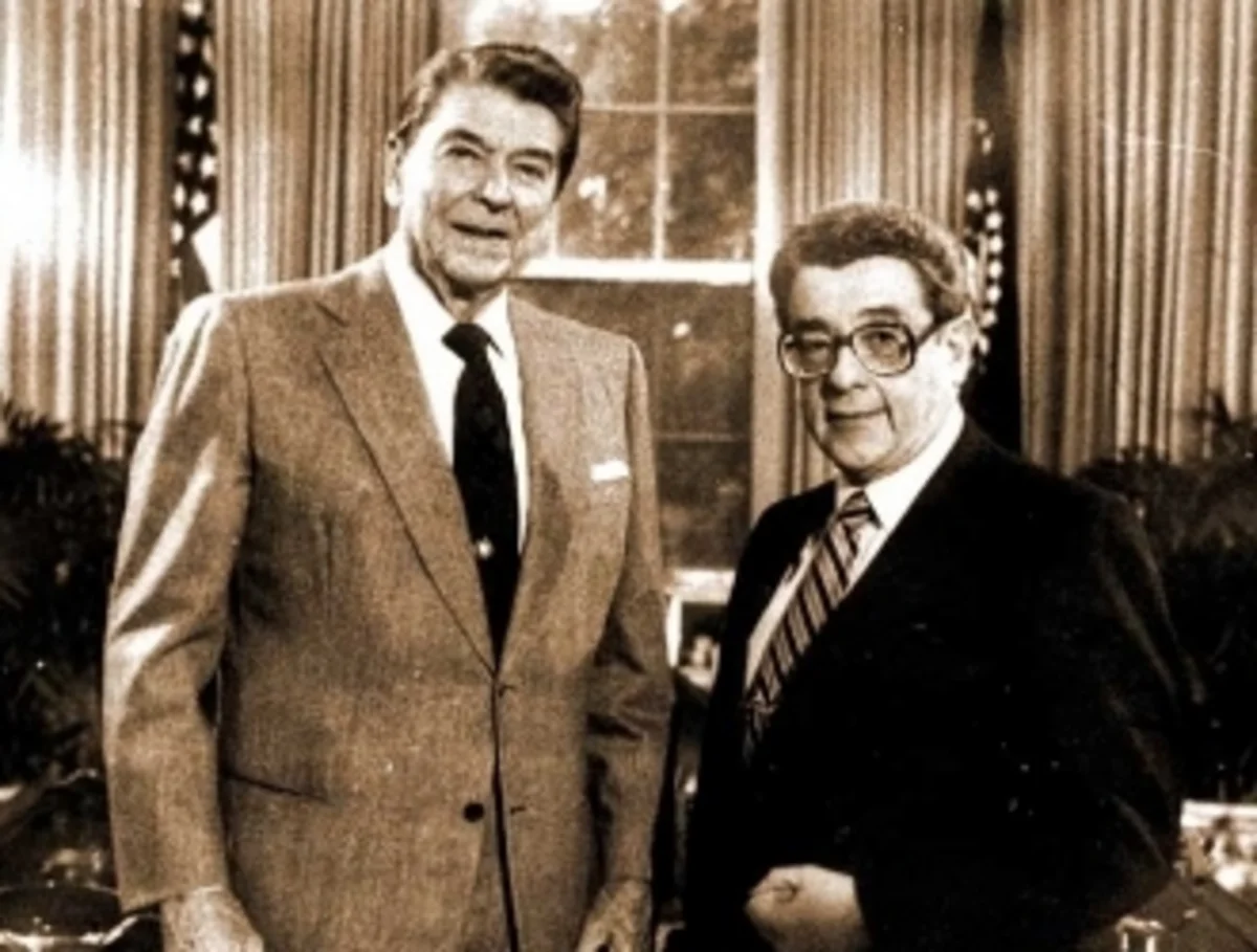 ​Умер известный политобозреватель Валентин Зорин