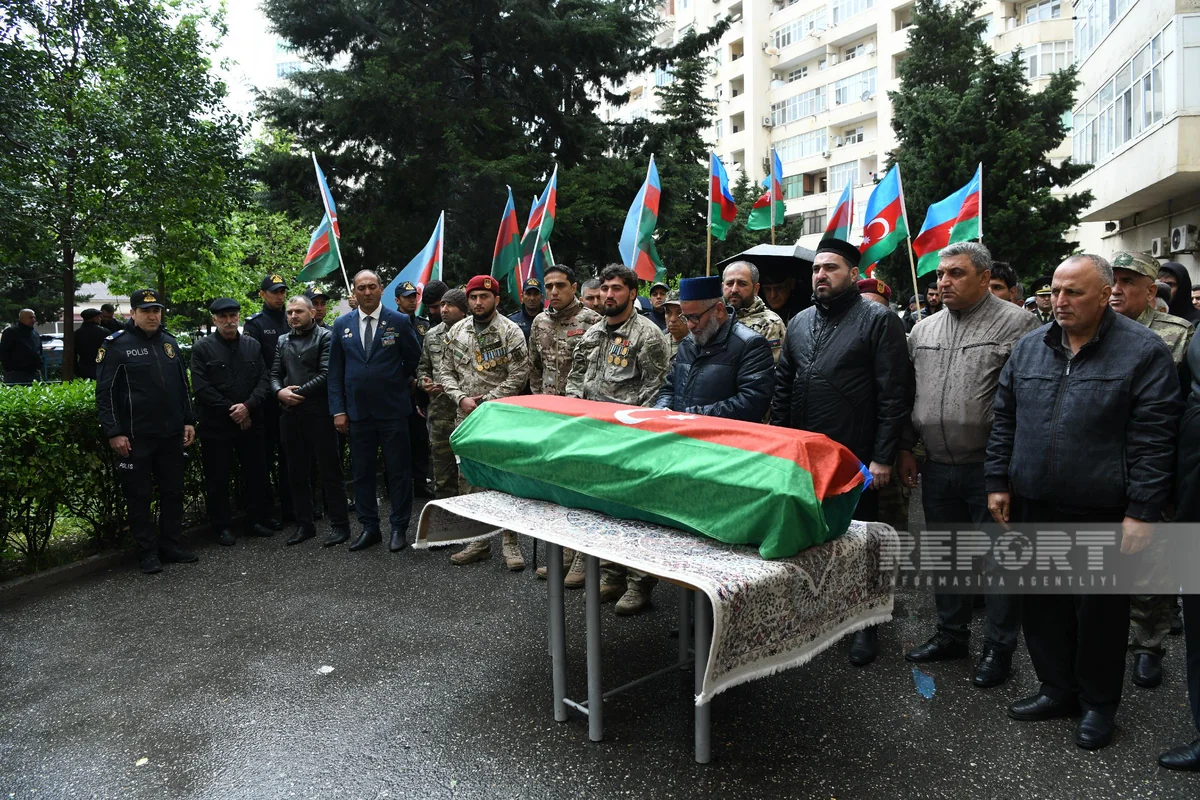 1-ci Qarabağ müharibəsində itkin düşən və 30 il sonra meyitinin qalıqları tapılan Gülalı Dadaşov dəfn edilib - YENİLƏNİB