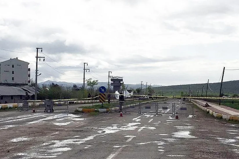 Türkiyədə hərbçilərin keçdiyi yolda partlayış törədilib, 3 əsgər şəhid olub - YENİLƏNİB