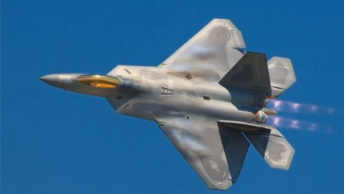 ABŞ qırıcıları Alyaska yaxınlığında Rusiyanın iki strateji bombardmançısını nəzarətə götürüb