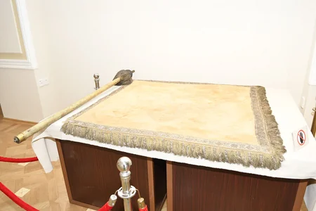 Pənahəli xan Cavanşirin başdaşı bərpadan sonra ilk dəfə nümayiş olunub