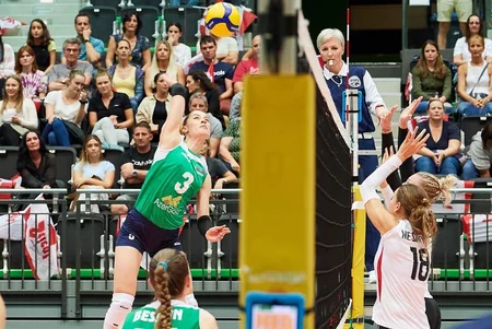 Azərbaycanın qadın voleybol millisi AVRO-2023-ə vəsiqəni qələbə ilə təmin edib