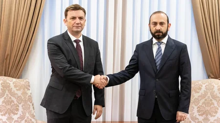ATƏT sədri Ermənistanın XİN başçısı ilə regiondakı durumu müzakirə edib