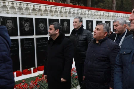 Cüdo ictimaiyyətinin nümayəndələri Şəhidlər xiyabanını ziyarət ediblər