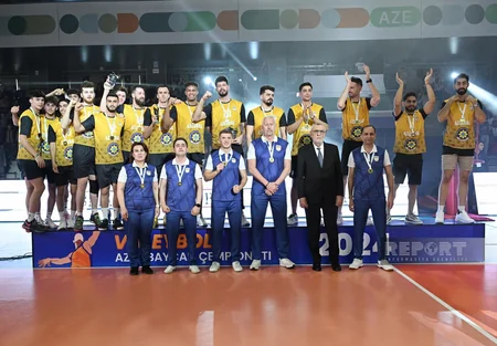 Voleybol üzrə Azərbaycan çempionatının qalibləri mükafatlandırılıb