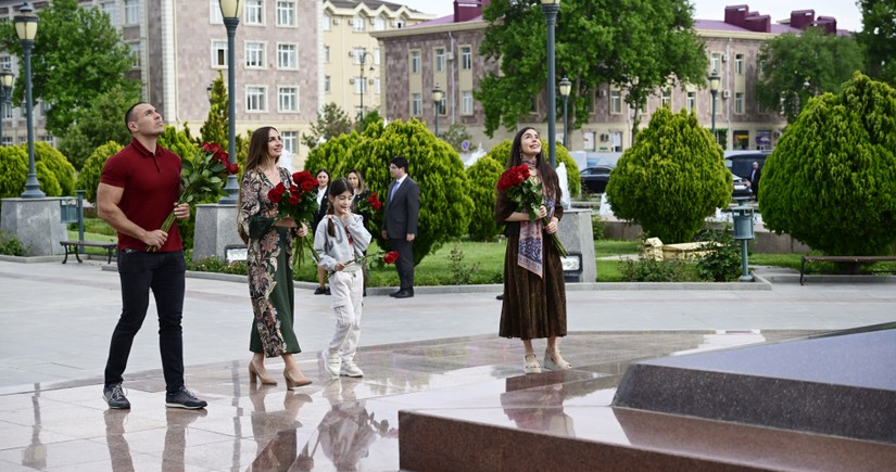 Leyla Əliyeva və Arzu Əliyeva Naxçıvana səfər ediblər