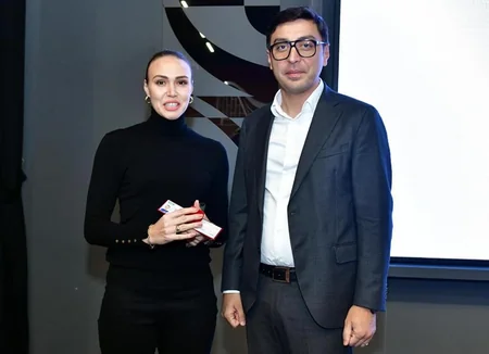 Fərid Qayıbov növbəti dəfə yarışlarda uğur qazanmış idmançılarla görüşüb