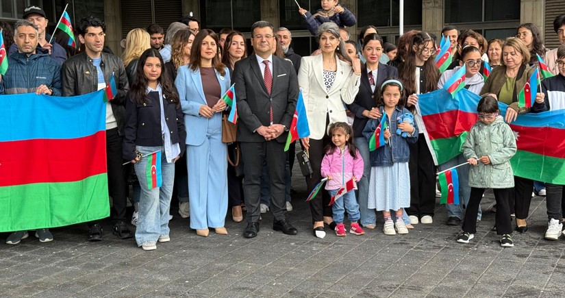 Türkiyənin baş konsulu Torontoda azərbaycanlıların aksiyasına qoşulub