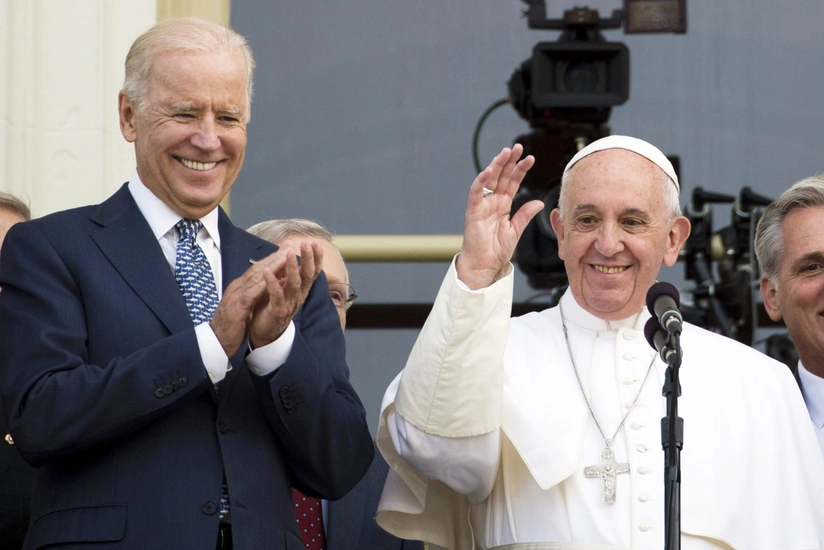 Roma Papası və Bayden pandemiya və iqlim böhranı məsələlərini müzakirə ediblər 