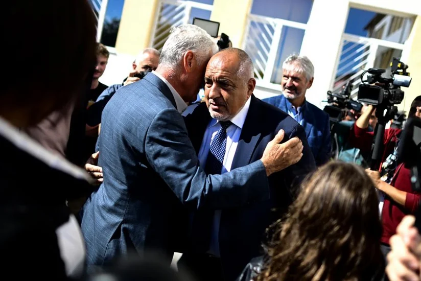 Bolqarıstanda parlament seçkilərində koalisiya qüvvələri qalib gəlib