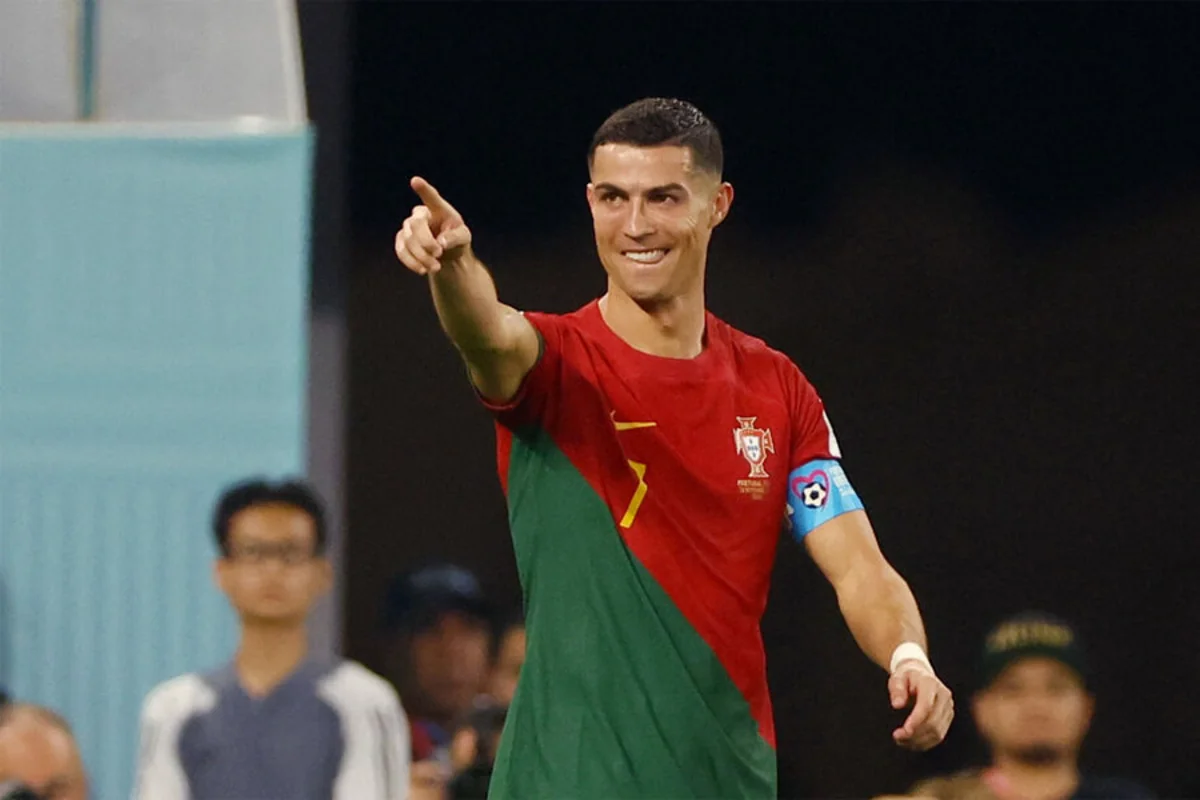 Ronaldu 225 milyon dollarlıq daha bir transfer təklifi alıb