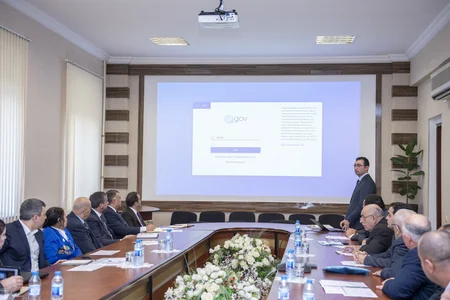 Fermerlər Şurasının növbəti toplantısı keçirilib