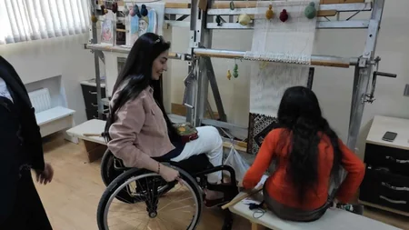 Pakistanın “Dəmir ledisi” Sağlamlıq İmkanları Məhdud Gənclərin Peşə Reabilitasiya Mərkəzində olub