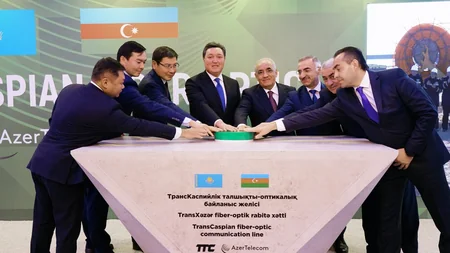 Азербайджан и Казахстан создают цифровой телекоммуникационный коридор между Европой и Азией