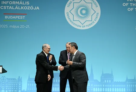 Nobel mükafatçısı Əziz Səncərə Əlişir Nəvai mükafatı veriləcək