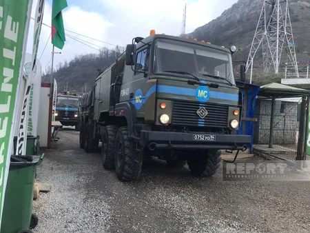 38 vehicles of Russian peacekeepers move freely on Khankandi-Lachin road