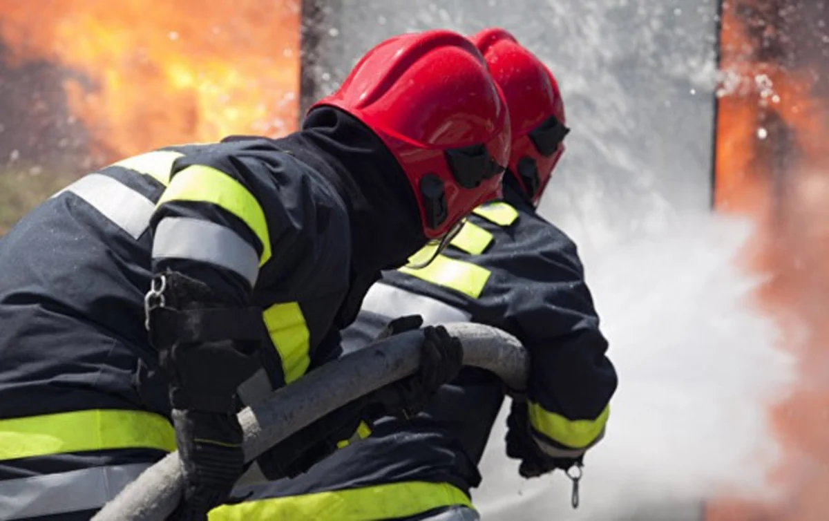 Xırdalanda yanğın olub, 2 nəfər tüstüdən zəhərlənib