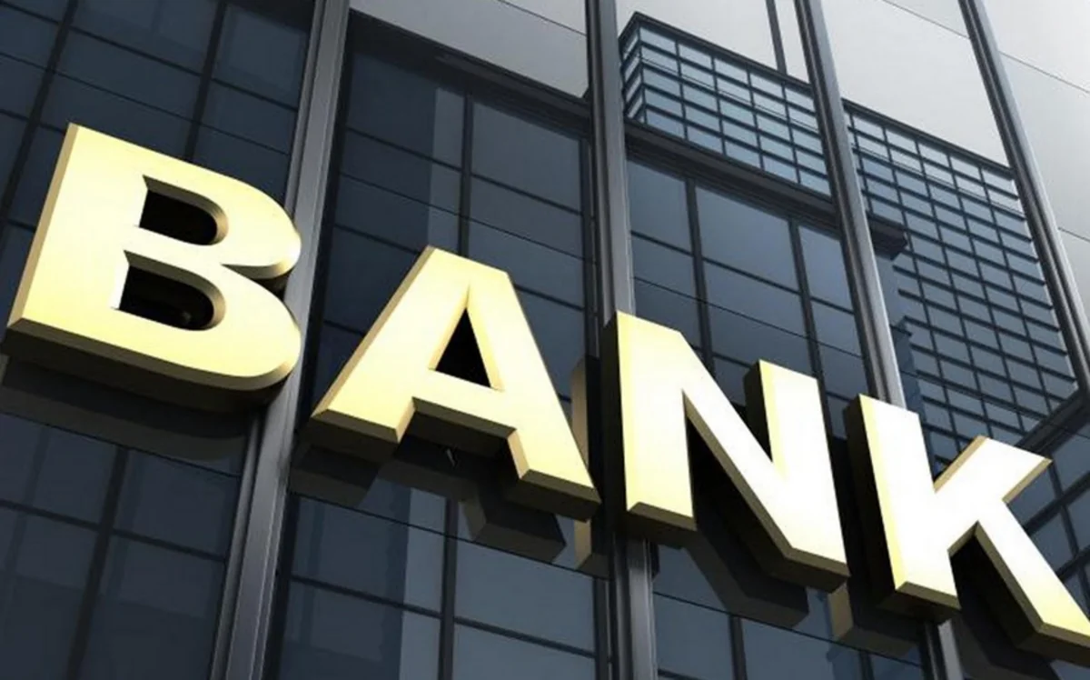 Net foreign assets of Azerbaijani banks rise, domestic assets down