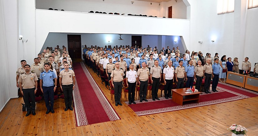 Azerbaijan Army holds graduation ceremony of courses organized in various foreign languages
