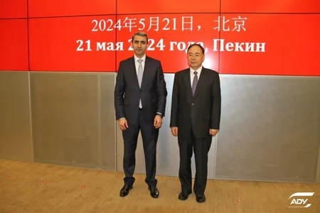 Председатель АЖД обсудил в Китае проект Среднего коридора