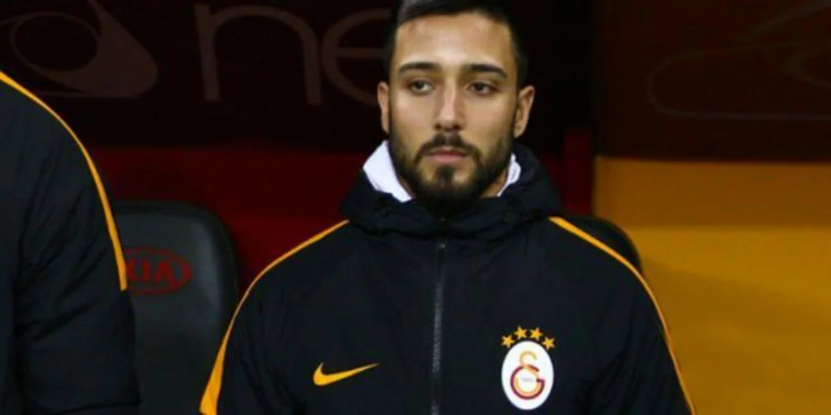 Qalatasaray müdafiəçisinin müqaviləsini ləğv edib
