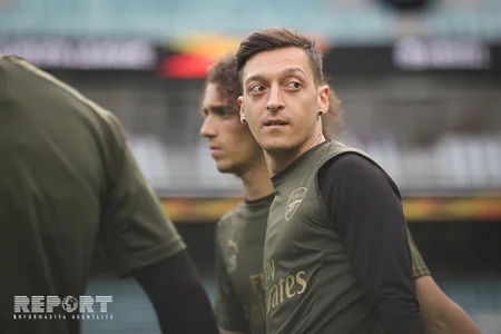 Arsenal UEFA Avropa Liqasının final oyunundan əvvəl Bakı Olimpiya Stadionunda məşqə çıxıb - FOTOREPORTAJ