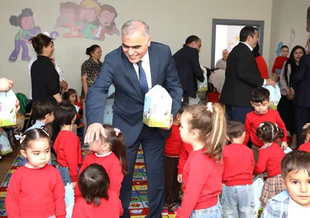 AHİK uşaqlar üçün Novruz şənlikləri təşkil edir