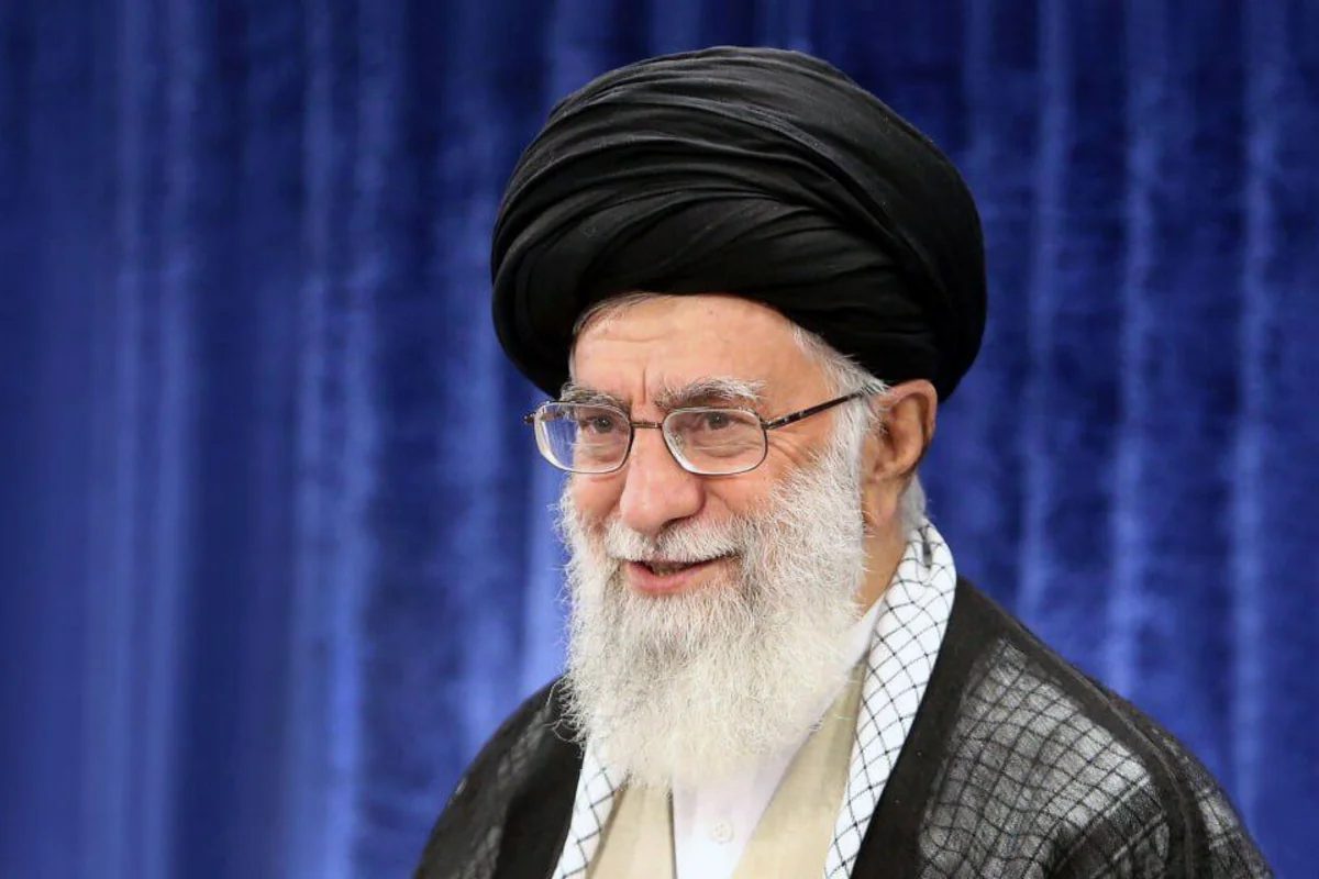 Xamənei üç mindən çox məhbusun cəzasını azaldıb