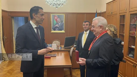 Azərbaycanın Rusiyadakı səfiri “Şərəf” ordenini həkim Məmmədbağır Əliyevə təqdim edib
